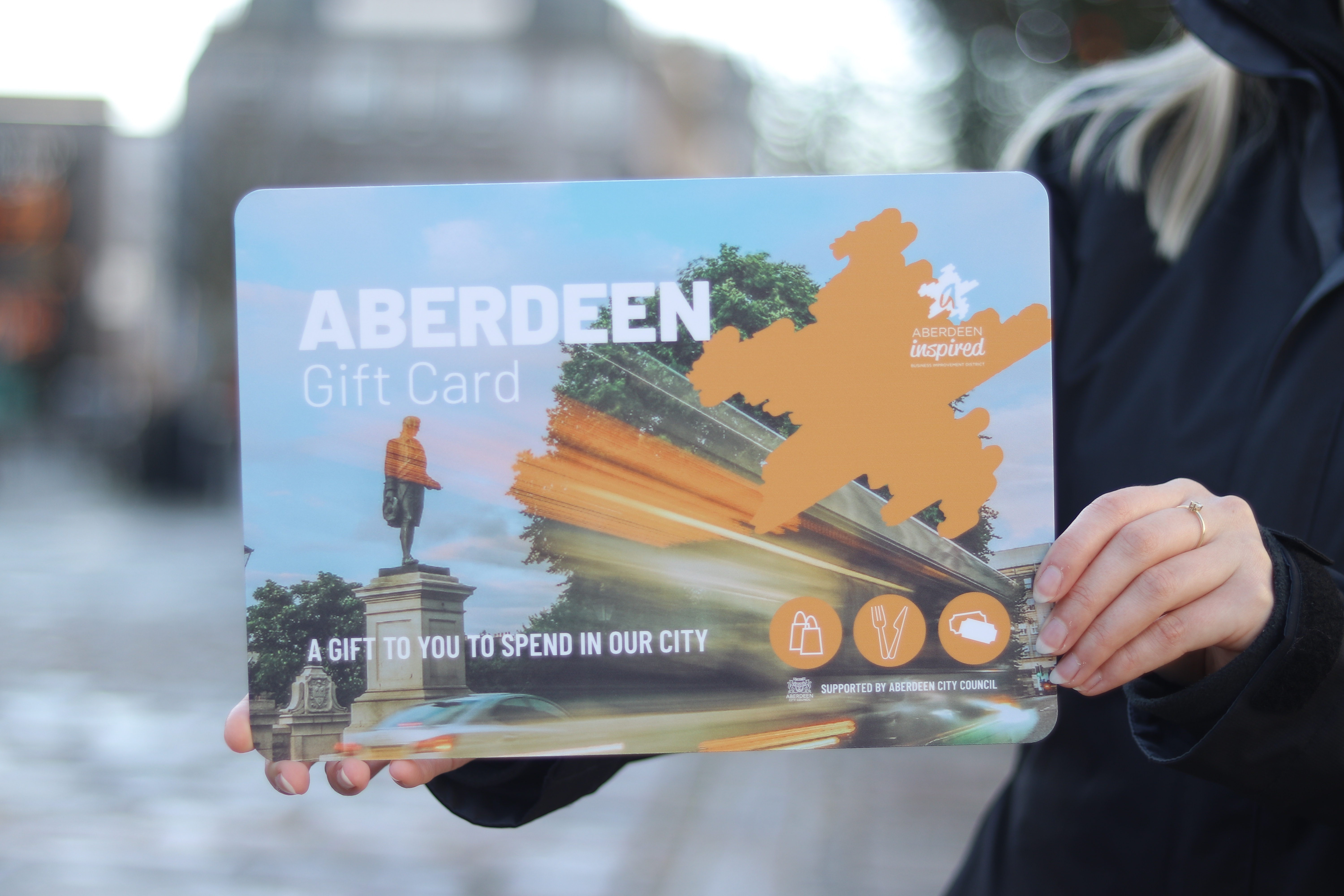 RGU MAKES £20,000 INVESTMENT IN CITY THROUGH ABERDEEN GIFT CARD