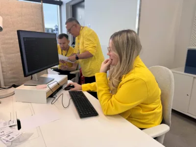 STAFF WORKING
