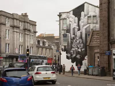 1600 2I8A8092 Artist Phlegm Nuart Aberdeen Photo  ® Ian Cox 2018