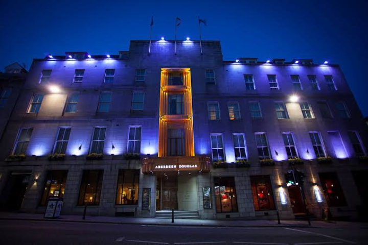 Douglas hotel