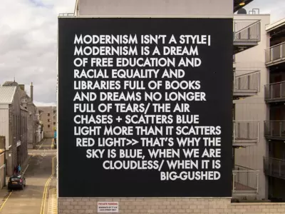 001 1500 DSC1238 Artist Robert Montgomery Photo Ian Cox 2017